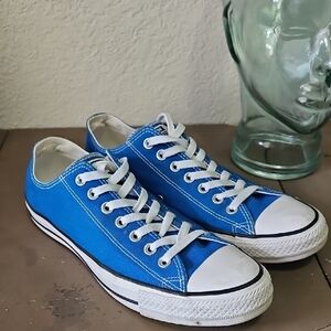 Converse Vibrant Blue Low-Top Sneakers